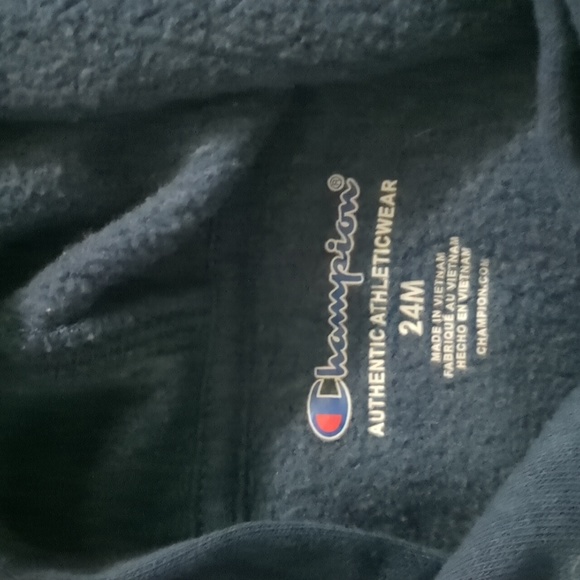 Champion Hoodie - Picture 4 of 5